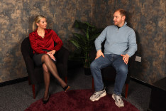 Easily Distracted — Lady Voyeurs, starring Ella Jasmine